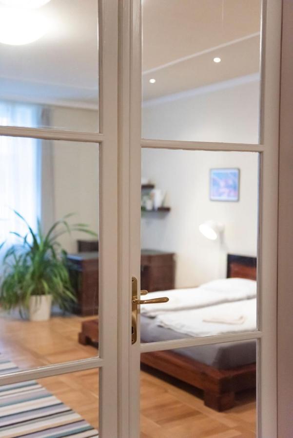 Velky Apartman Bratislava Bagian luar foto