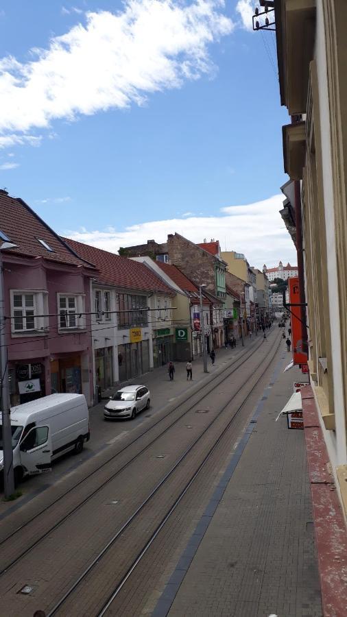 Velky Apartman Bratislava Bagian luar foto